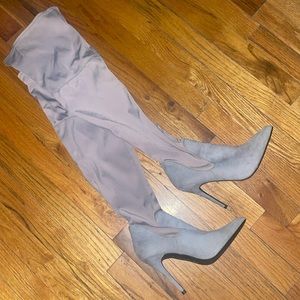 ✨Host Pick✨ Charles David over the knees piano boots